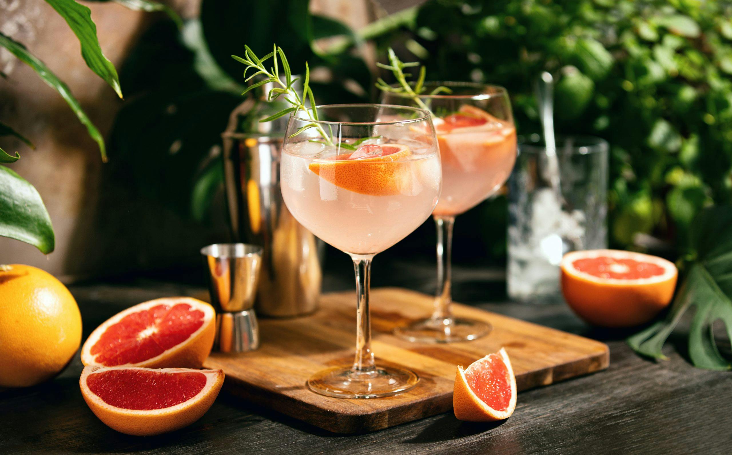aperol spritz oppskrift med grapefrukt Aperol Spritz med grapefruktjuice